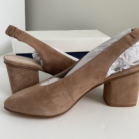 Caslon Tan Suede Block Heel Slingbacks - Picture 2 of 11